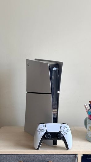 Sony PlayStation 5 Slim Digital Edition 1TB - Excellent Condition