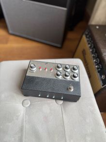 Honeybee amps Steel string singer tube preamp