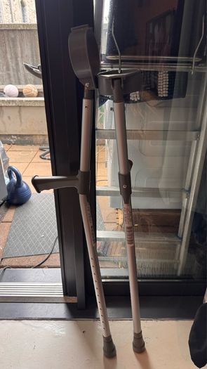 Coopers Double Adjustable Crutches- Pair