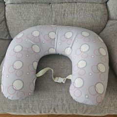 Breastfeeding pillow