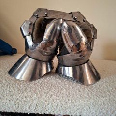Steel gauntlets