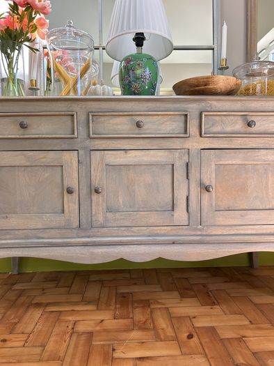 Beautiful Solid Wood Antique French Style Sideboard
