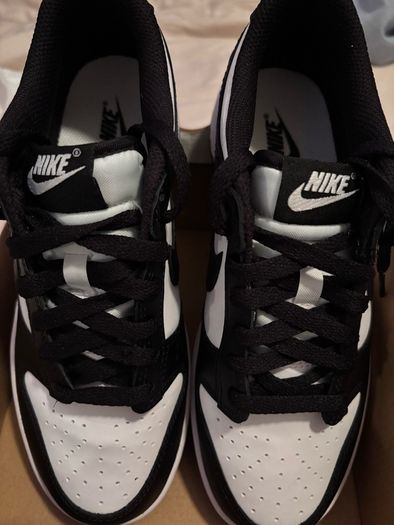 Black/White Nike Dunks UK 5