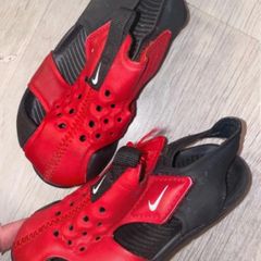 Toddler Nike sandals