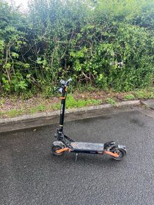 Electric scooter