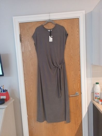 The Primark  Edid Dress.  S.L- 14-16.   B.N.W.T.