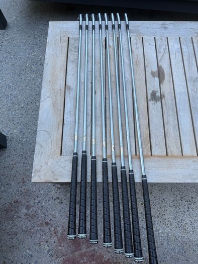 Mizuno TP11 blade Irons new grips