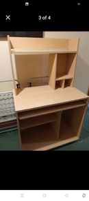 Computer desk