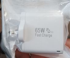 65W PD 3.0 Fast Charger Multi Port USB C  USB A  Brand New in Box!