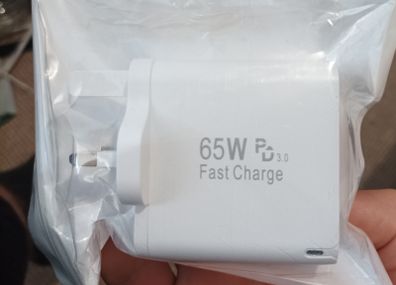 65W PD 3.0 Fast Charger Multi Port USB C  USB A  Brand New in Box!