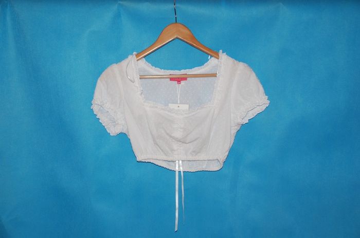 Kruger Madl Crop Top in white short sleeve SIZE UK 8