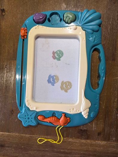 Magnetic toddler writing board