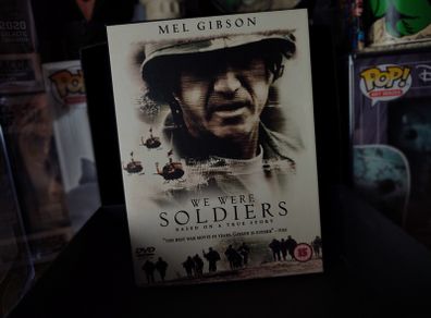 We Were Soldiers ! Based On True Story ! In Unusuall Case ! DVD ! 2002 ! Mel Gibson !