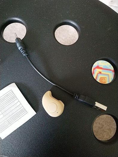 Bluetooth earphone