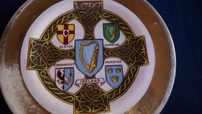Vintage Ashtray - Arklow Pottery - Historic Families.