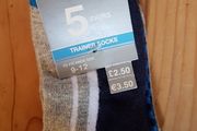 BNWT Trainer Socks Size 9-12