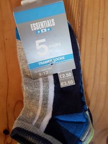 BNWT Trainer Socks Size 9-12