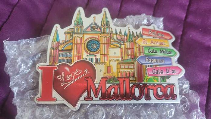Travel Souvenir Magnets, Resin, Metal & Acrylic