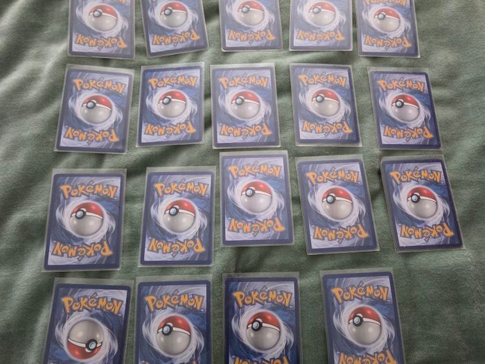 Pokemon XY Evolutions English - 19 Card Lot - NM/LP Reverse Holo Rare XY Evolutions Pokemon 2016