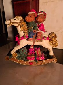 Regency Fine Art Christmas Decoration
