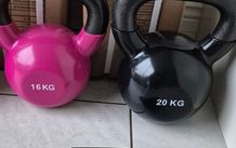 2xbrand new cast iron kettlebells