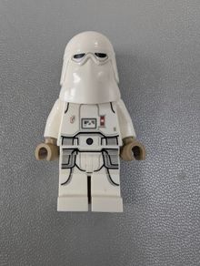 100% LEGO Star Wars Snow Trooper Snowtrooper Hoth Clone (Female Head) Minifigure