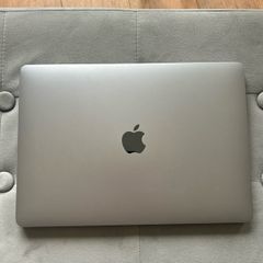 Apple MacBook Pro 13 inch M1 2020