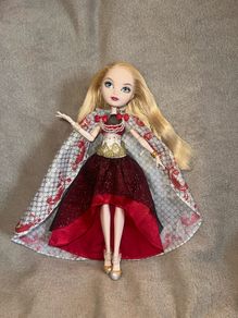 Ever After High Apple White Legacy Day Doll (2013) Original Matte
