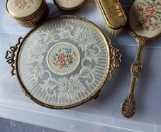 Antique dressing table set
