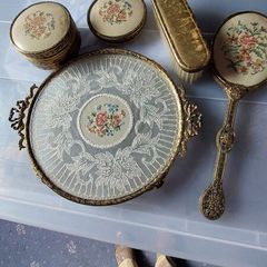 Antique dressing table set