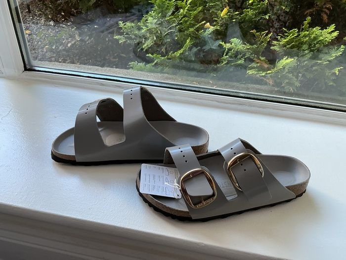 Birkenstock big buckle Grey