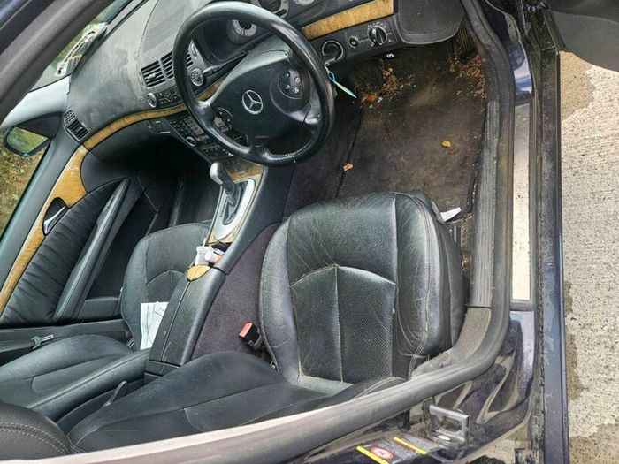 2005 Mercedes E220 CDI