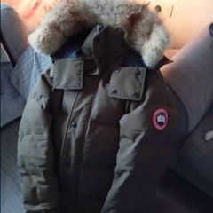 canada goose Wyndham parka