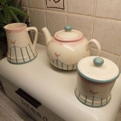 Tea set