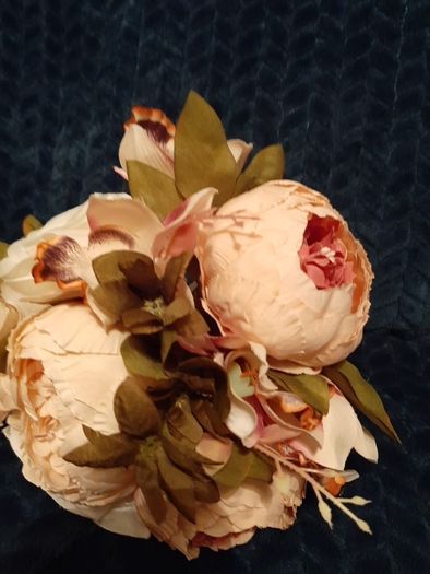 Maid of honour or bridesmaid bouquet