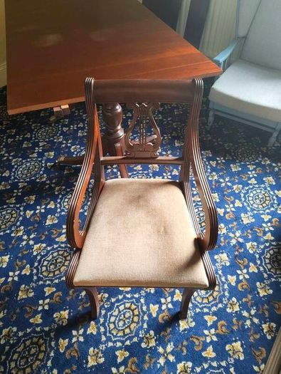 Solid wood extendable dining table and 6 chairs