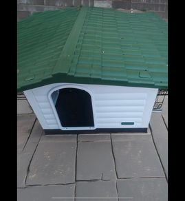 brand new dog house for small dog