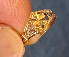 Women's ring 14K, size 6, weighs 1.8grams