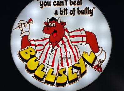 Bullseye Darts Light Box