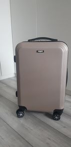 suit case
