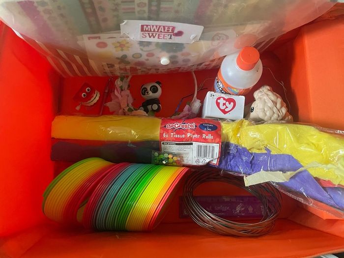 Arts and crafts bundle in case