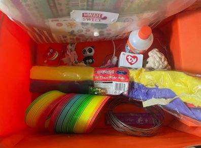 Arts and crafts bundle in case