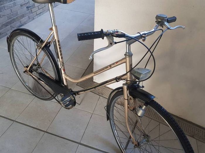 retro ladies bike