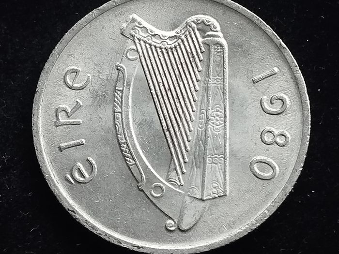 Ireland - 1980 - 5 Pence  - Bull - AU - KM.22 - [2021]