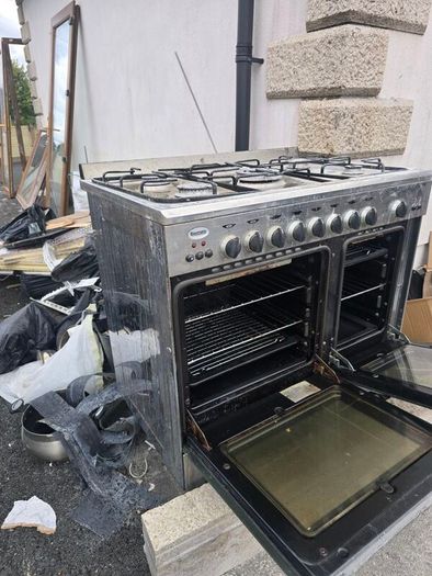 Beumatic Freestanding 90cm dual-fuel cooker