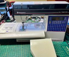 Quality Swedish made Huskvarna Viking 500 Sewing Machine - Just serviced - Like new! Sews alphabet and numbers & embroidery stitches!
