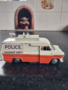 dinky toy