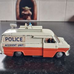 dinky toy