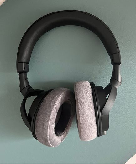 Beyerdynamic DT270 Pro - Studio Headphones