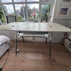 Varidesk standing desk - mechanical, sitting/standing